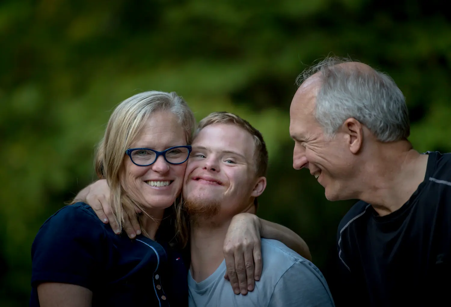Family carer support and counselling options to support mental wellbeing when caring for a person with disability.