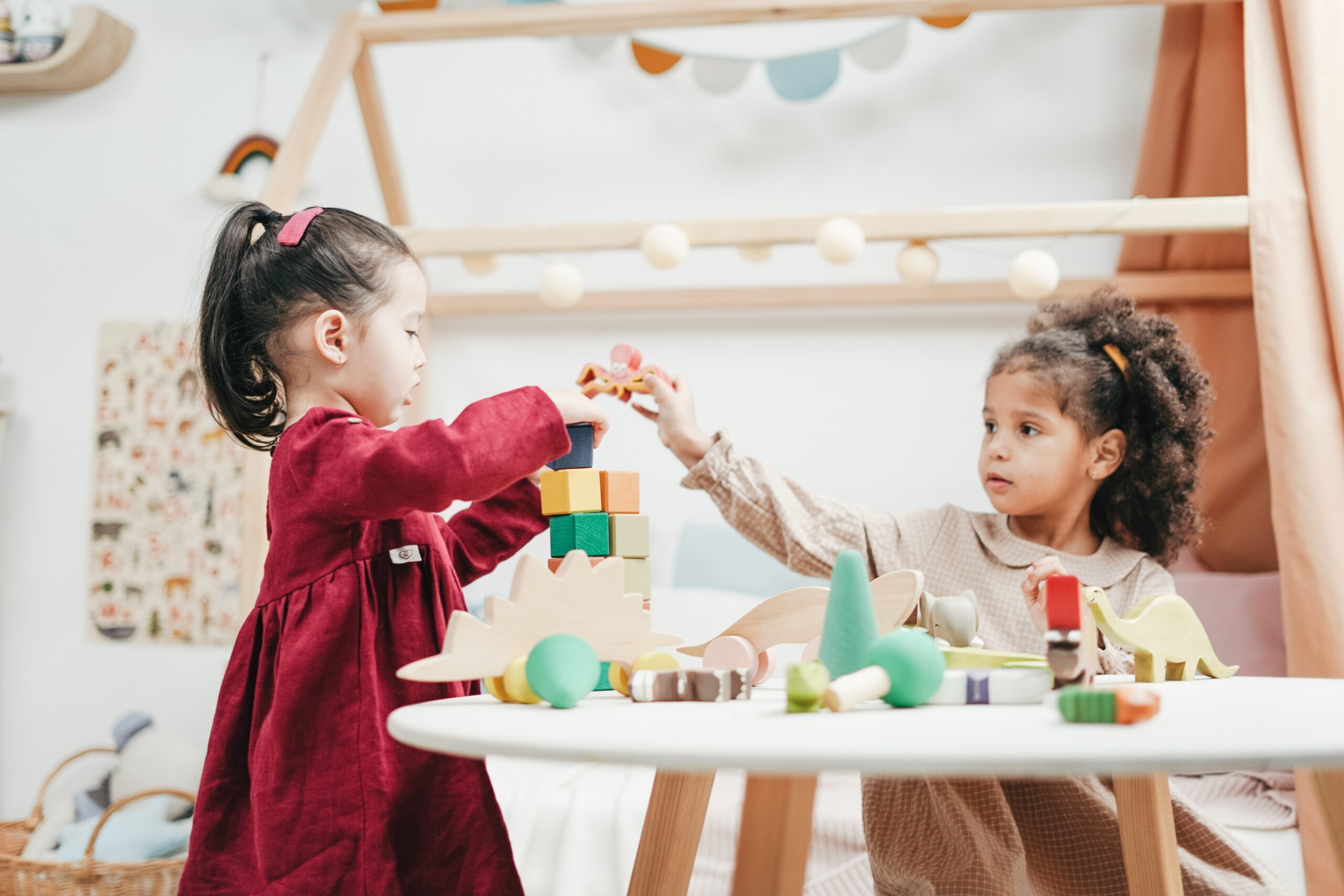 5 things to think about before your child starts prep.
Two little girls playing with blocks.